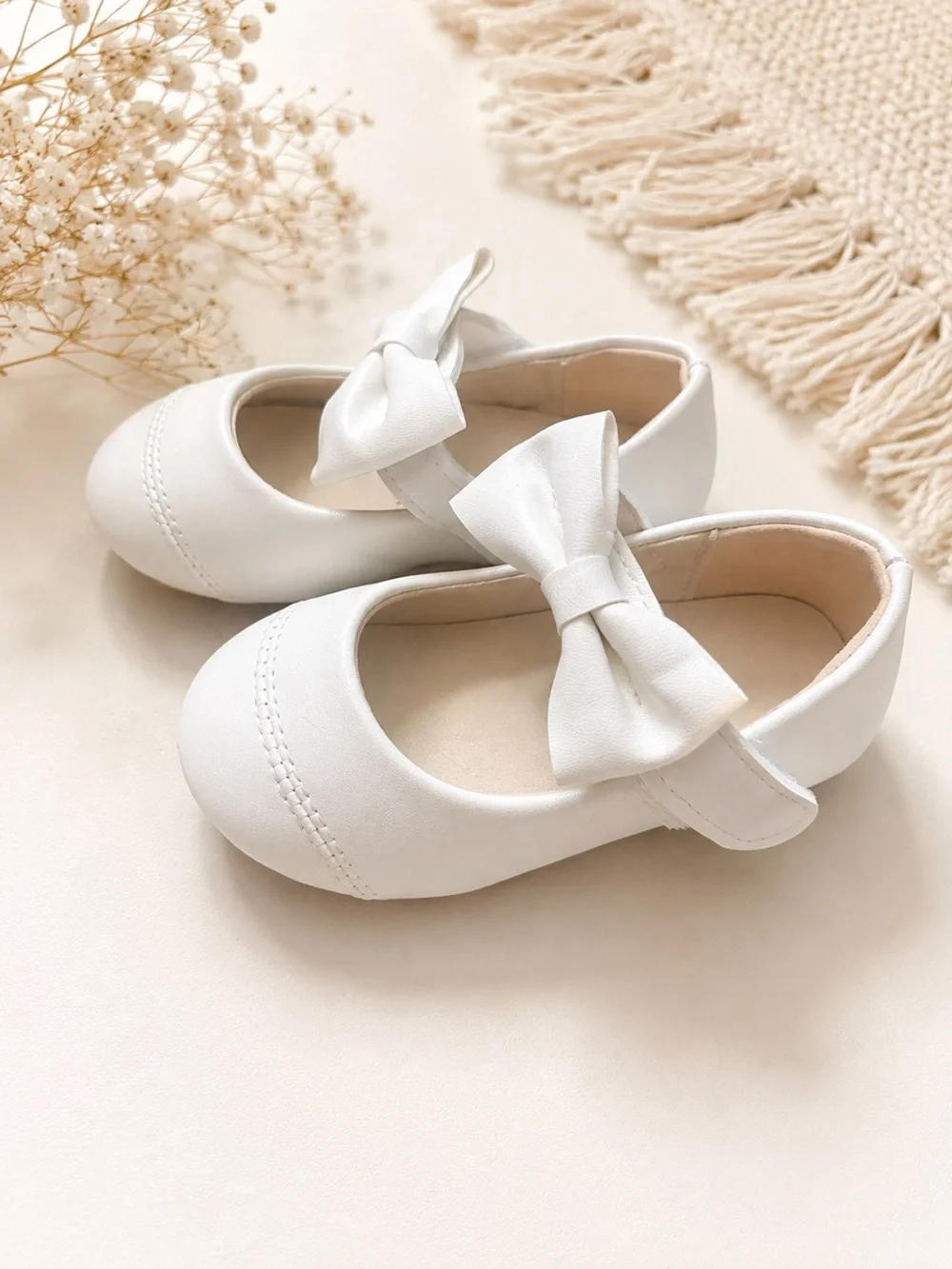 Kids White Bow Mary Jane Shoes